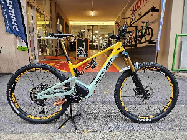 Rocky Mountain Altitude Powerplay Carbon 90 Rally Edition